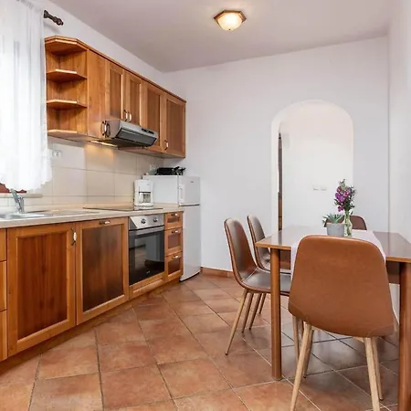 Saladinka 2 * Poreč