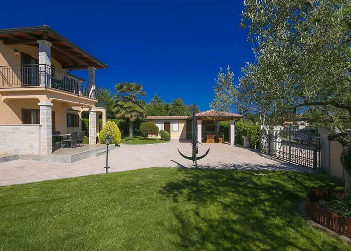 Tatil Evi Saladinka 2 *